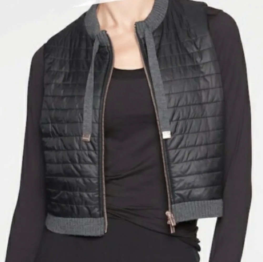Athleta quilted sleeveless puffer vest women's size Medium